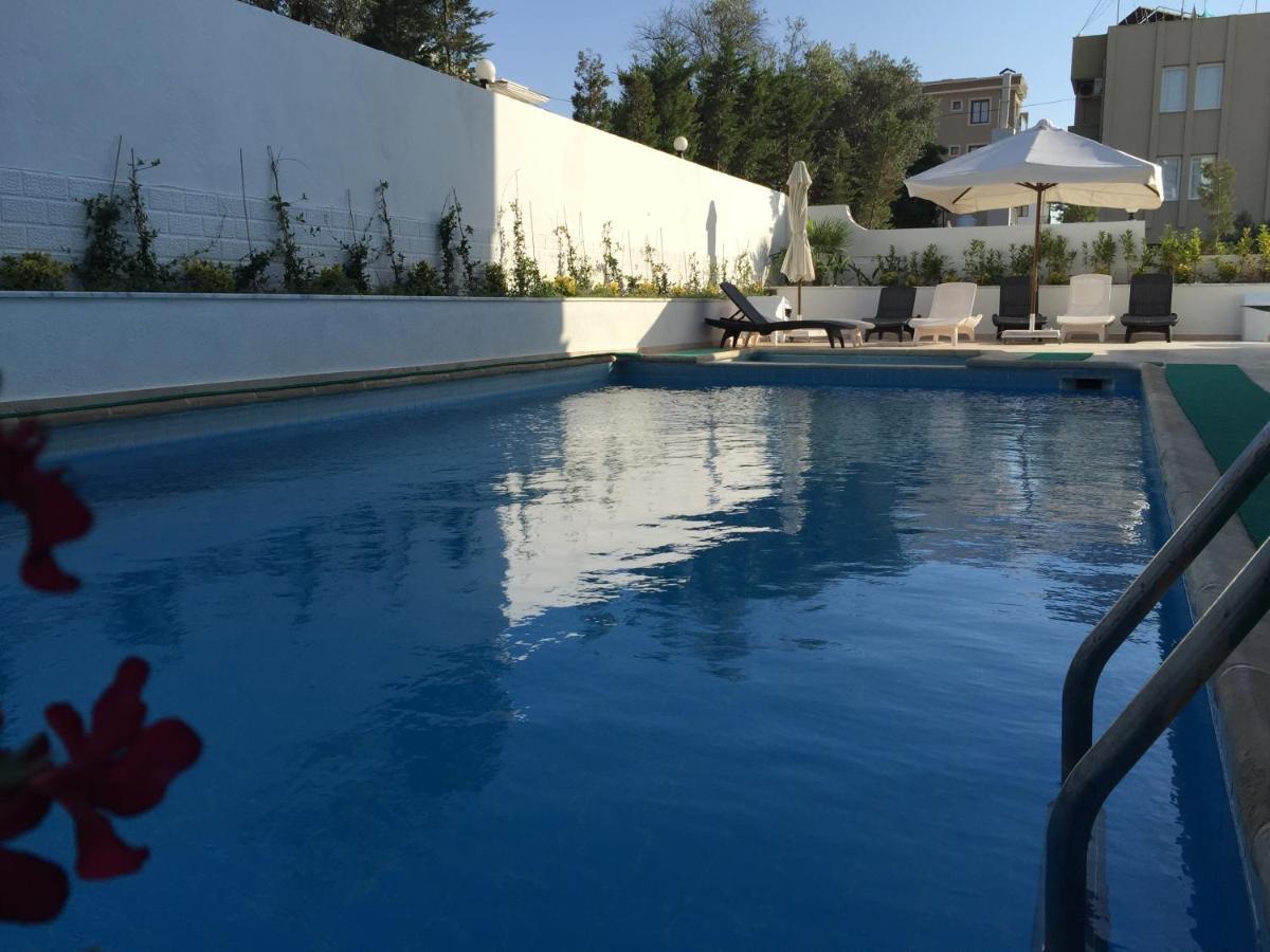 Cicek Apart Hotel Кешме Экстерьер фото