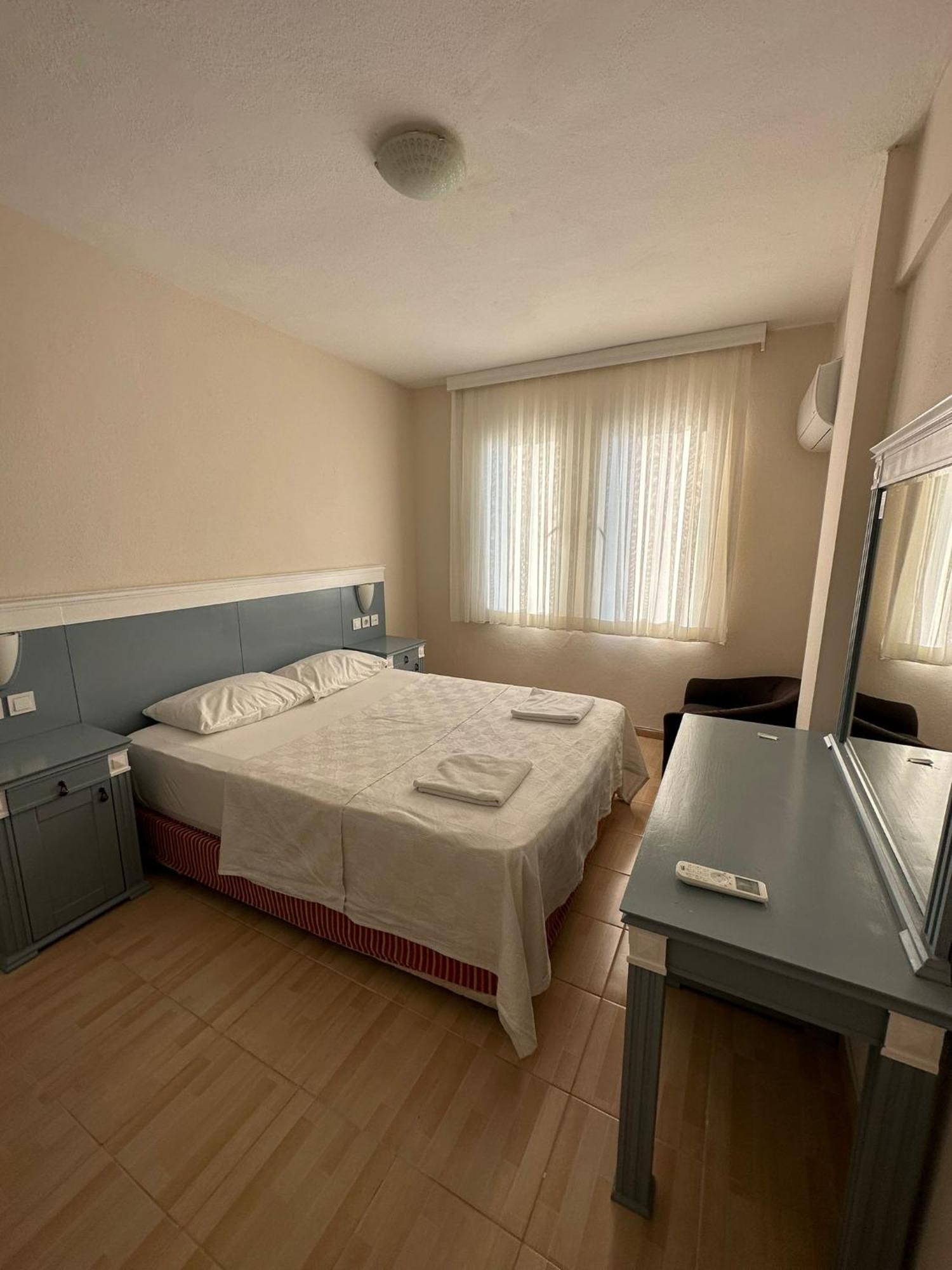 Cicek Apart Hotel Кешме Экстерьер фото