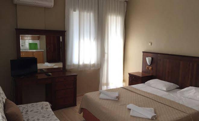 Cicek Apart Hotel Кешме Экстерьер фото